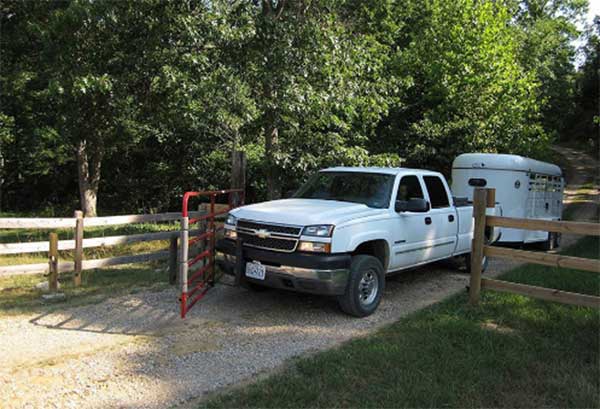 drive thru electric gate